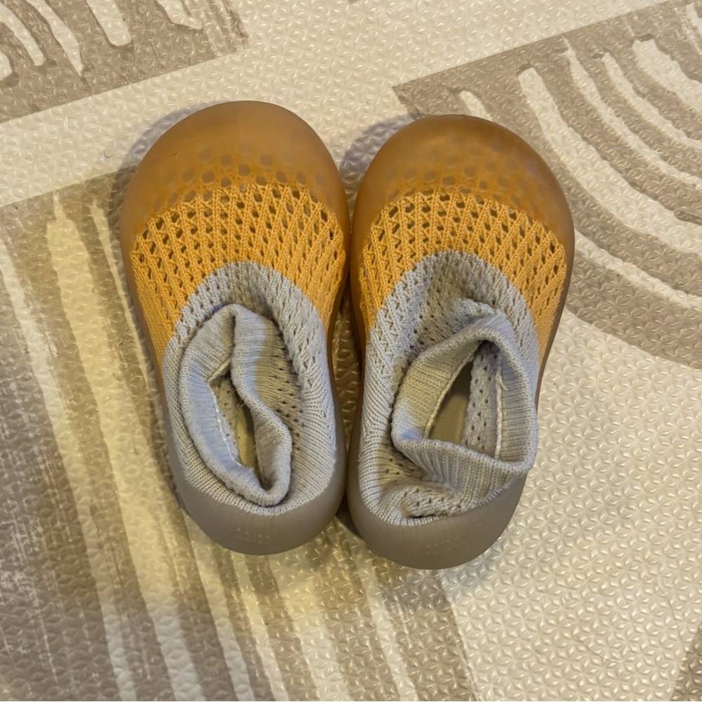 Rubber sole soft prewalkers- gray/orange sz 5
